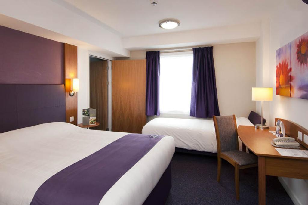 Premier Inn ทอนบริดจ์ ห้อง รูปภาพ