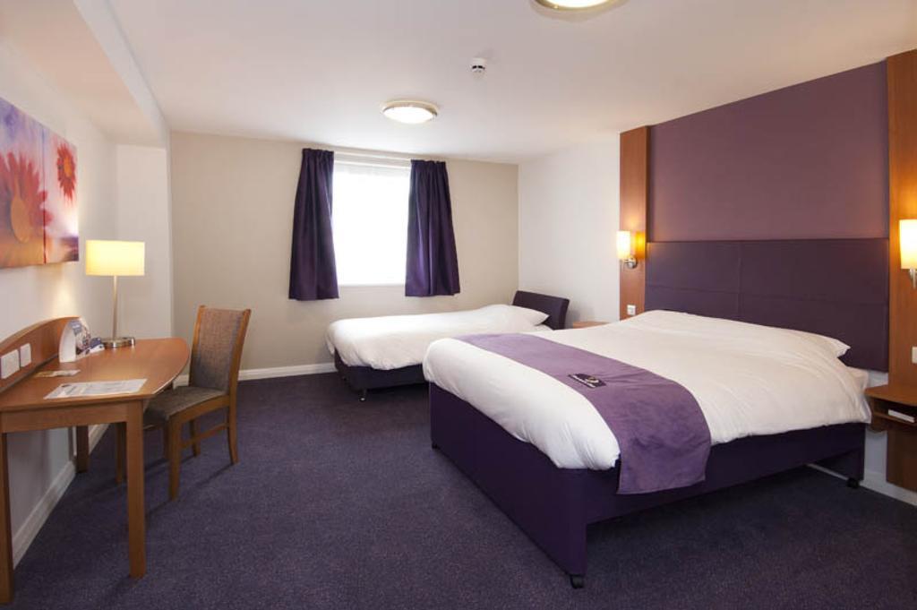 Premier Inn ทอนบริดจ์ ห้อง รูปภาพ