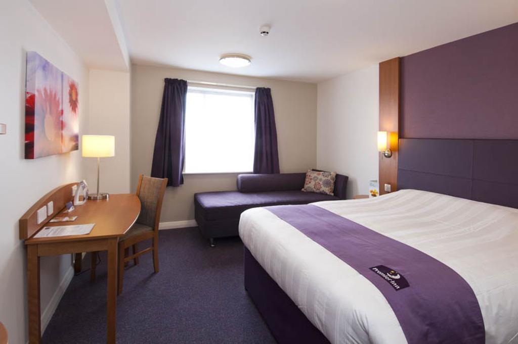 Premier Inn ทอนบริดจ์ ห้อง รูปภาพ
